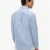 Camisa Oxford de corte regular con rayas y bolsillos Camisa Oxford de corte regular con rayas y bolsillos