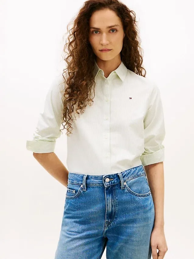 Camisa Oxford elástica a rayas de corte regular Camisa Oxford elástica a rayas de corte regular