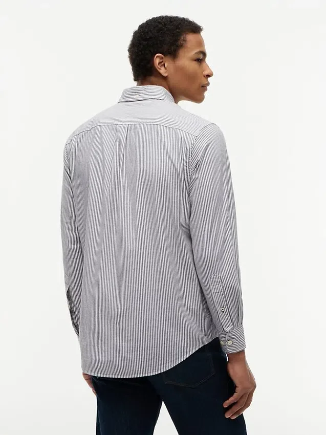 Camisa Oxford elástica a rayas de corte regular Camisa Oxford elástica a rayas de corte regular