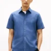 Camisa Oxford teñida en prenda de corte regular Camisa Oxford teñida en prenda de corte regular