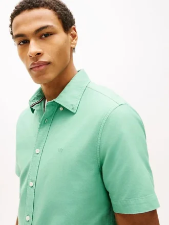 Camisa Oxford teñida en prenda de corte regular