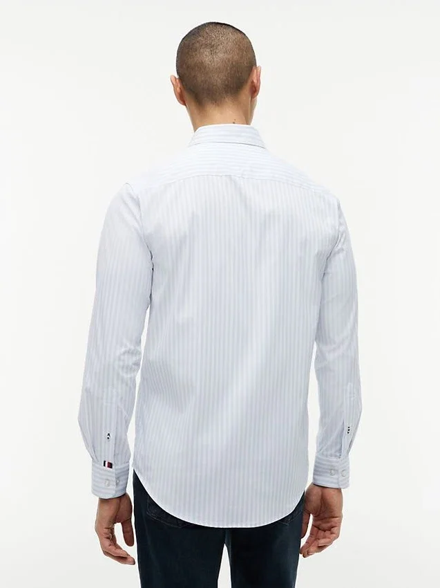 Camisa TH Performance a rayas de corte regular Camisa TH Performance a rayas de corte regular