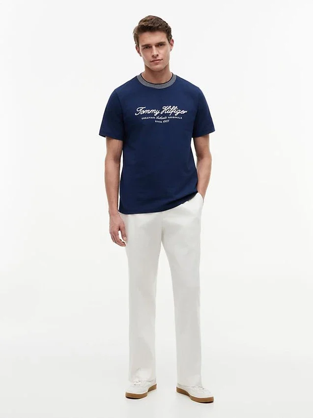 Camiseta a rayas con logotipo náutico Camiseta a rayas con logotipo náutico