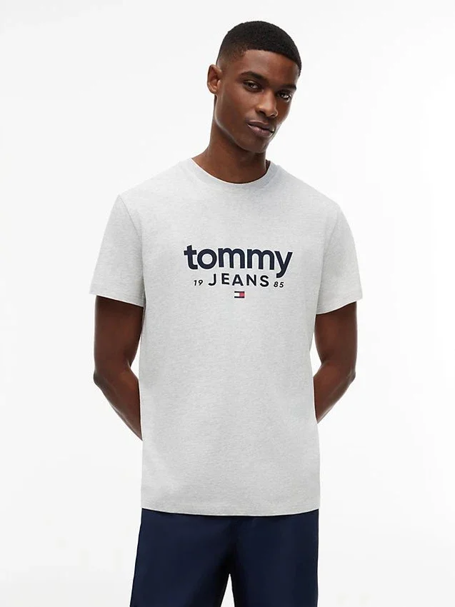 Camiseta ajustada con el logotipo de Tommy Jeans Camiseta ajustada con el logotipo de Tommy Jeans