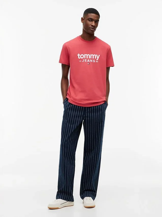 Camiseta ajustada con el logotipo de Tommy Jeans Camiseta ajustada con el logotipo de Tommy Jeans