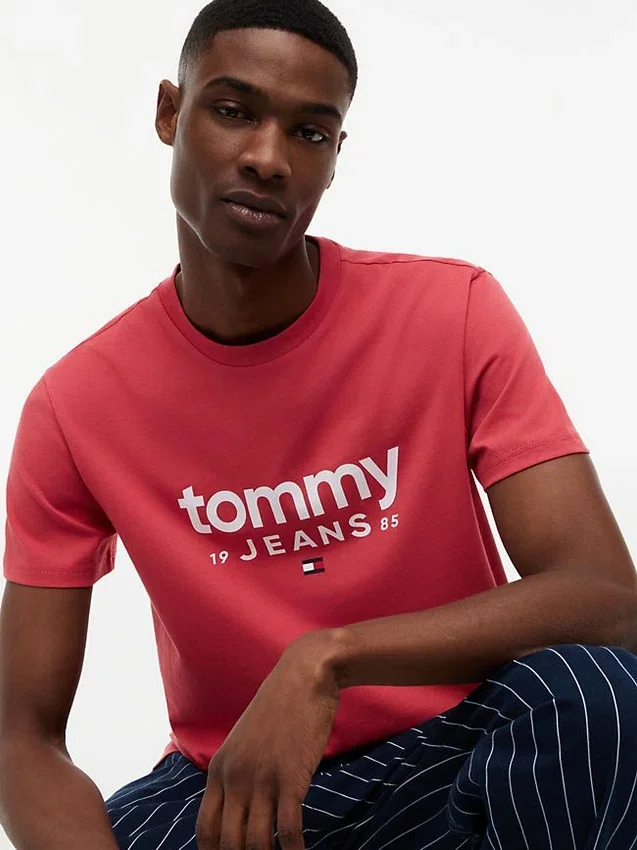 Camiseta ajustada con el logotipo de Tommy Jeans Camiseta ajustada con el logotipo de Tommy Jeans