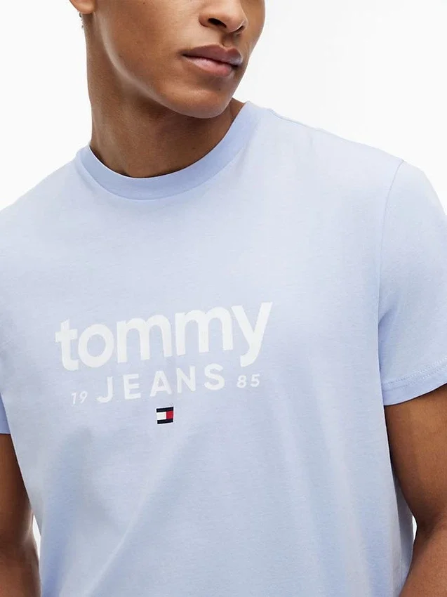 Camiseta ajustada con el logotipo de Tommy Jeans Camiseta ajustada con el logotipo de Tommy Jeans