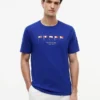 Camiseta con bandera náutica bordada