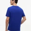 Camiseta con bandera náutica bordada
