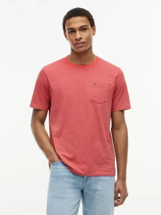 Camiseta con bolsillo a rayas