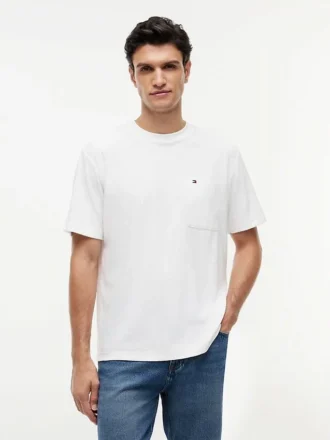 Camiseta con bolsillo de rizo