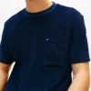 Camiseta con bolsillo de rizo