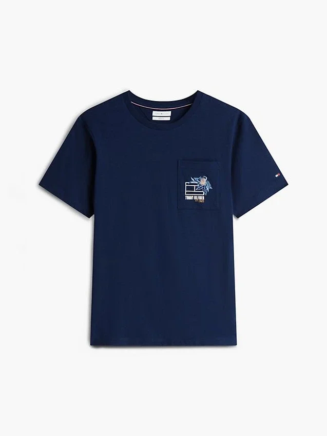 Camiseta con bolsillo y logotipo floral Camiseta con bolsillo y logotipo floral