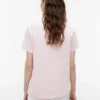 Camiseta con bolsillo y monograma bordado Camiseta con bolsillo y monograma bordado