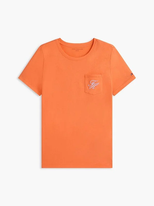 Camiseta con bolsillo y monograma bordado Camiseta con bolsillo y monograma bordado