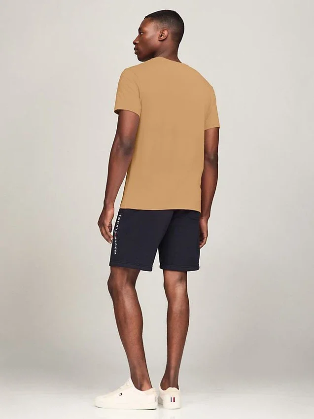 Camiseta con bolsillos para el día a día Camiseta con bolsillos para el día a día