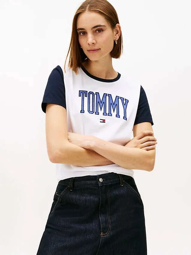 Camiseta con cuello ribeteado y logotipo Varsity Tommy Camiseta con cuello ribeteado y logotipo Varsity Tommy