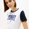 Camiseta con cuello ribeteado y logotipo Varsity Tommy Camiseta con cuello ribeteado y logotipo Varsity Tommy