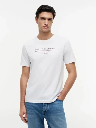Camiseta con el logotipo de Hilfiger
