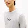 Camiseta con el logotipo de Hilfiger