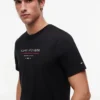 Camiseta con el logotipo de Hilfiger Camiseta con el logotipo de Hilfiger