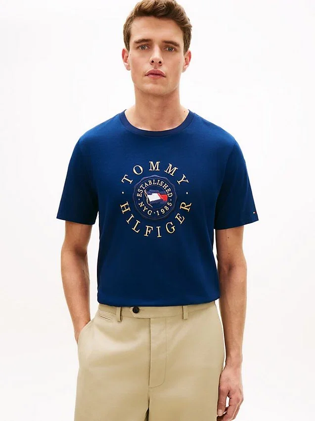 Camiseta con el logotipo de la bandera circular Camiseta con el logotipo de la bandera circular