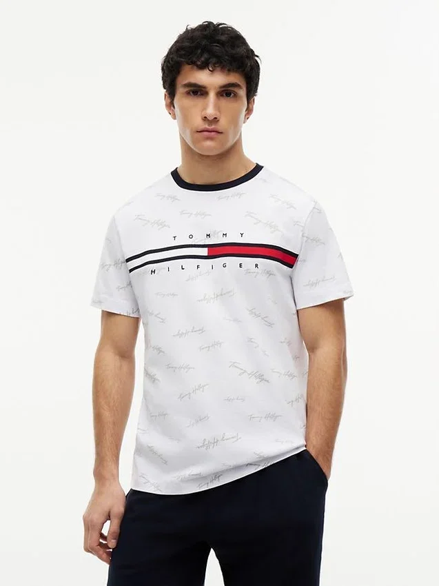 Camiseta con el logotipo de la raya de la bandera Camiseta con el logotipo de la raya de la bandera