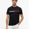 Camiseta con el logotipo de la raya de la bandera Camiseta con el logotipo de la raya de la bandera