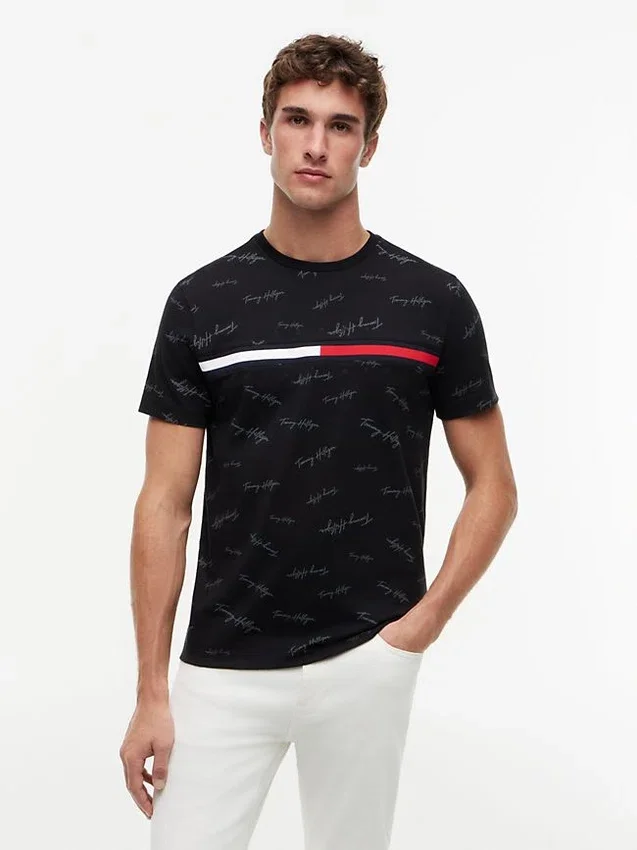 Camiseta con el logotipo de la raya de la bandera Camiseta con el logotipo de la raya de la bandera