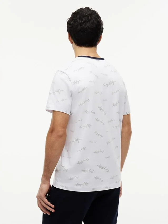 Camiseta con el logotipo de la raya de la bandera Camiseta con el logotipo de la raya de la bandera