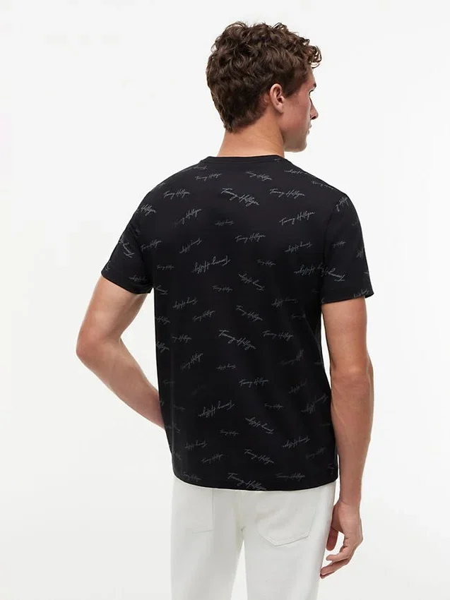 Camiseta con el logotipo de la raya de la bandera Camiseta con el logotipo de la raya de la bandera