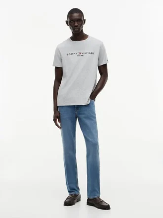 Camiseta con el logotipo de Tommy bordado