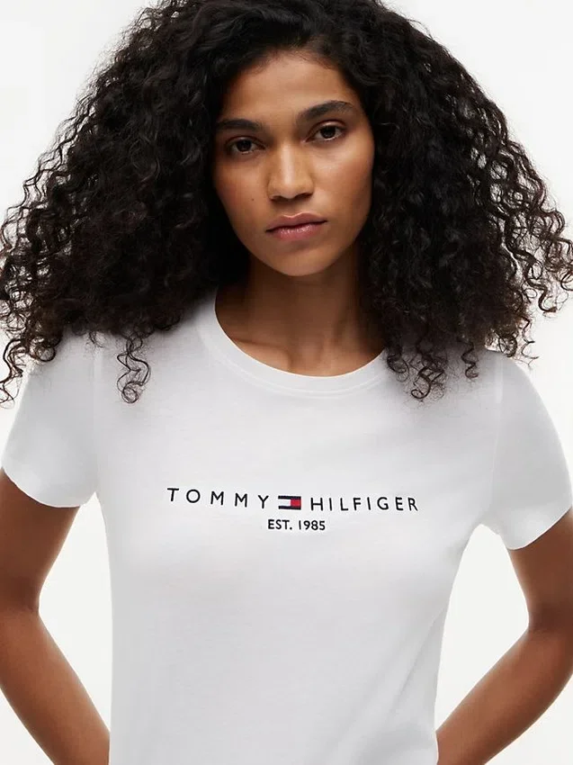 Camiseta con el logotipo de Tommy bordado Camiseta con el logotipo de Tommy bordado