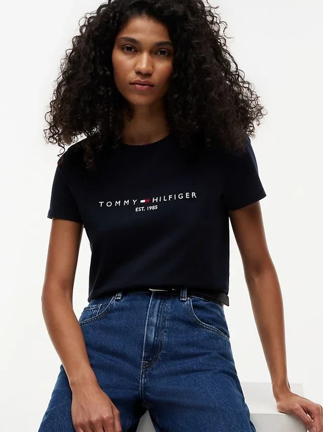 Camiseta con el logotipo de Tommy bordado Camiseta con el logotipo de Tommy bordado