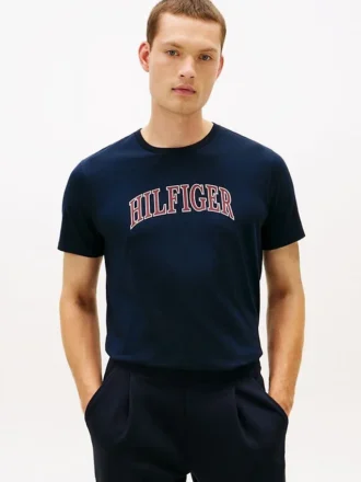 Camiseta con el logotipo del arco de Hilfiger Camiseta con el logotipo del arco de Hilfiger