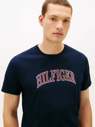Camiseta con el logotipo del arco de Hilfiger Camiseta con el logotipo del arco de Hilfiger