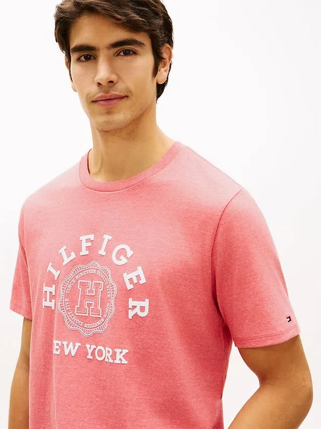 Camiseta con el logotipo del arco de Hilfiger Camiseta con el logotipo del arco de Hilfiger