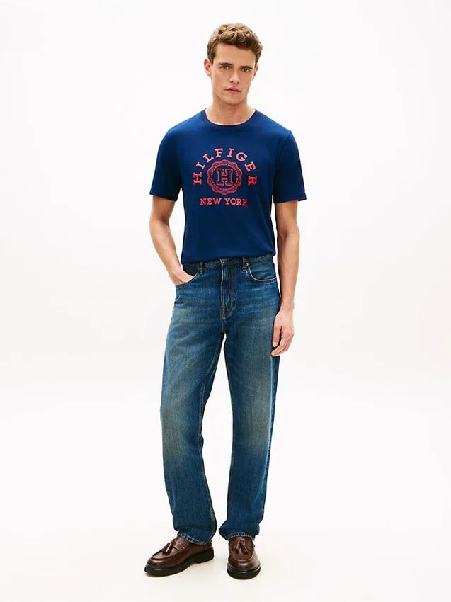 Camiseta con el logotipo del arco de Hilfiger Camiseta con el logotipo del arco de Hilfiger