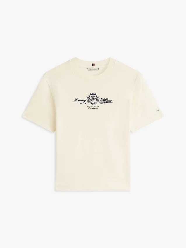 Camiseta con el logotipo del club bordado Camiseta con el logotipo del club bordado