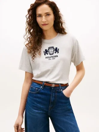 Camiseta con el logotipo del escudo de Hilfiger