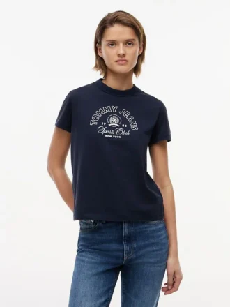 Camiseta con el logotipo del Sports Club de Tommy Jeans
