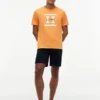 Camiseta con el logotipo H