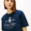 Camiseta con el logotipo Script Crest bordado