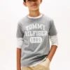Camiseta con el logotipo Varsity para niños Camiseta con el logotipo Varsity para niños