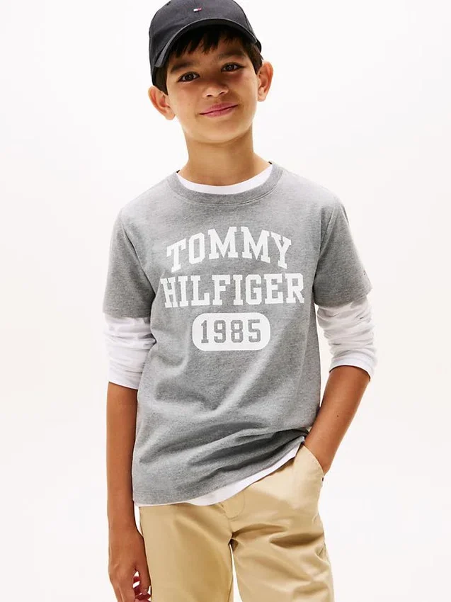 Camiseta con el logotipo Varsity para niños Camiseta con el logotipo Varsity para niños
