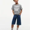 Camiseta con el logotipo Varsity para niños Camiseta con el logotipo Varsity para niños