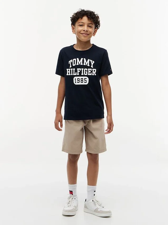 Camiseta con el logotipo Varsity para niños Camiseta con el logotipo Varsity para niños