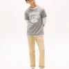 Camiseta con el logotipo Varsity para niños Camiseta con el logotipo Varsity para niños
