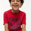 Camiseta con el logotipo Varsity para niños Camiseta con el logotipo Varsity para niños