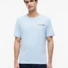 Camiseta con estampado costero